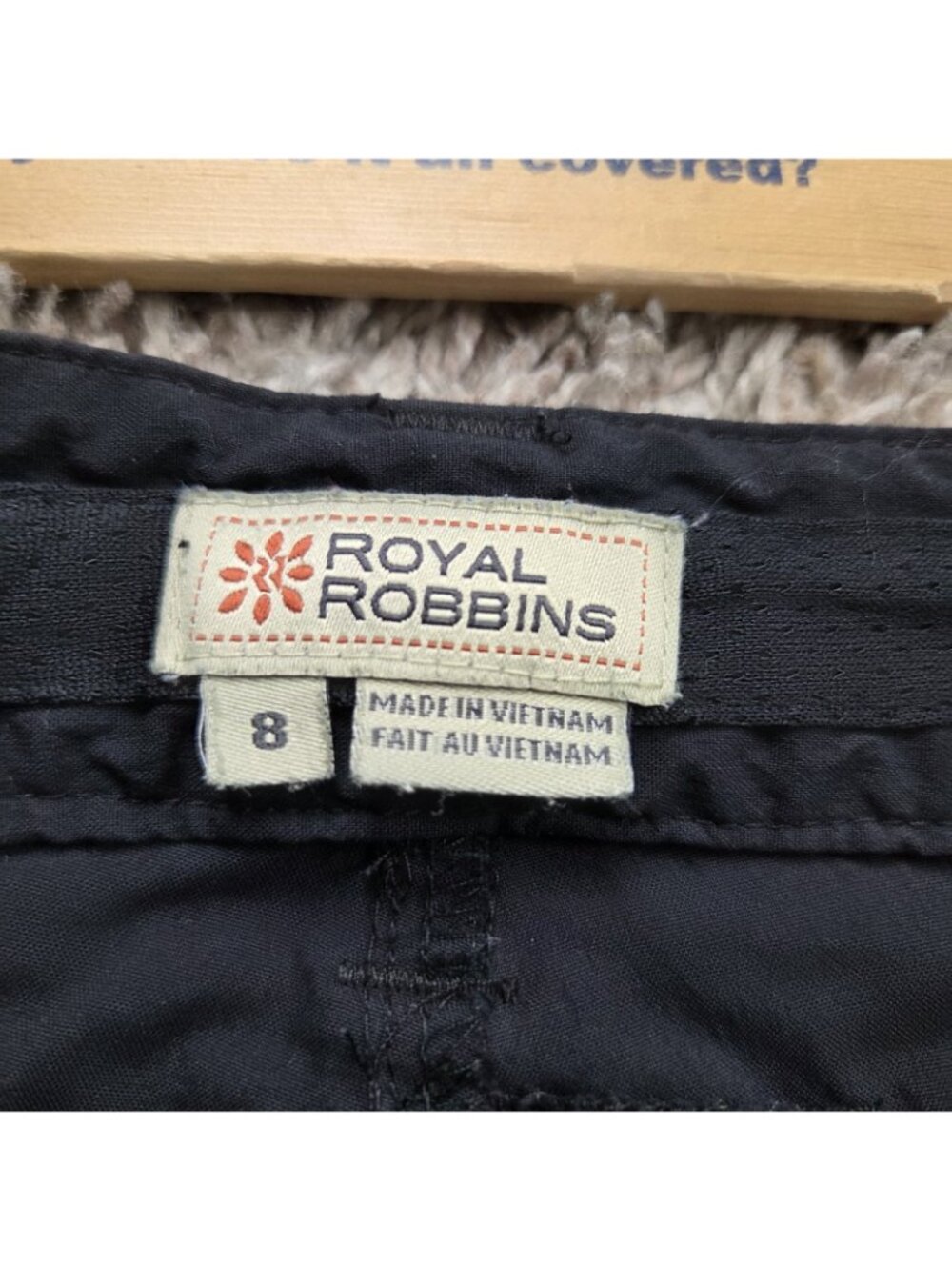 Royal Robbins Shorts Womens 8 Black Bermuda Hiking Utility - Picture 3 of 7